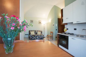 Casa Vacanze Fusina - Dogliani (Langhe - Piemonte ) Alloggio Valdibà: cucina-soggiorno