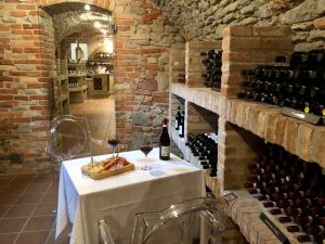 Casa Vacanze Fusina (Dogliani) - Bottega del vino Dogliani DOCG